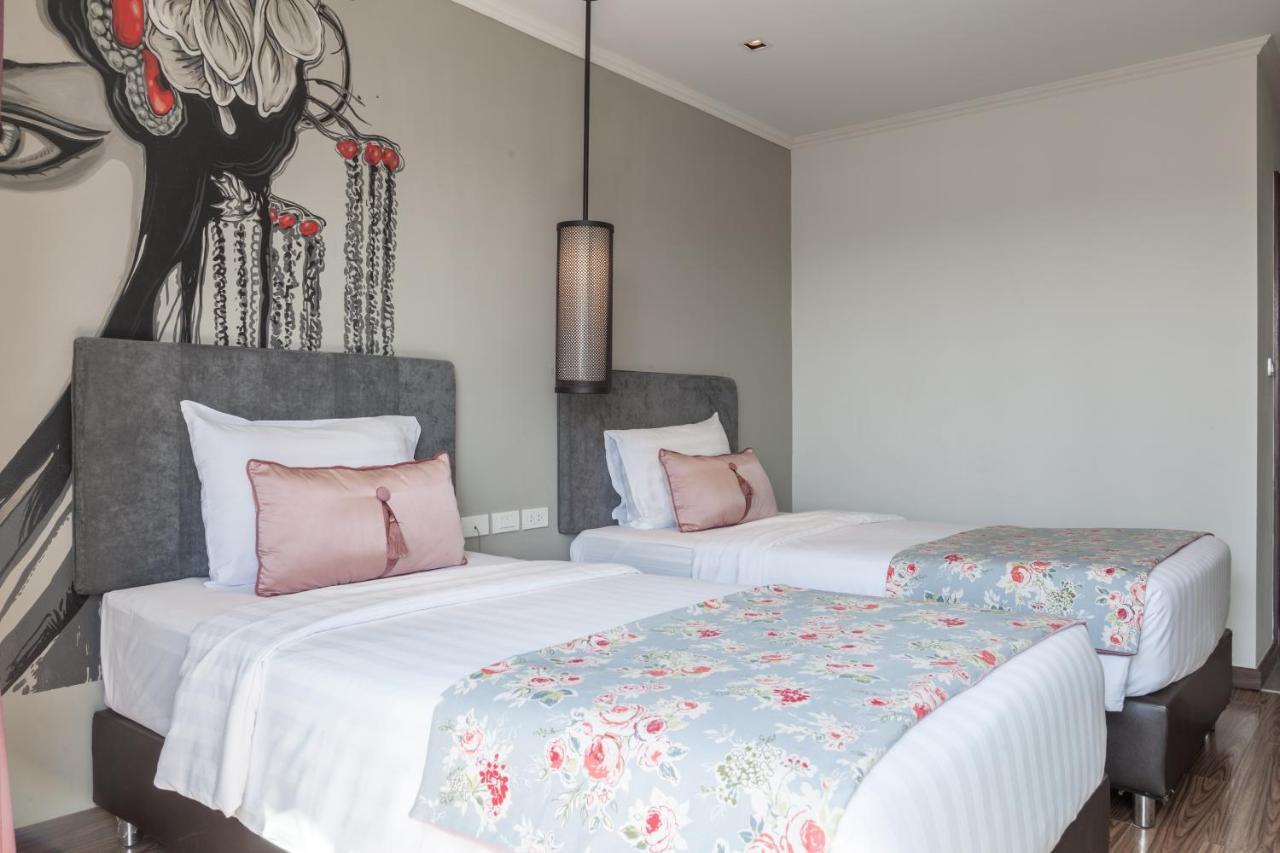 Ang Mor Lao Hotel (Adults Only) Phuket Exterior photo